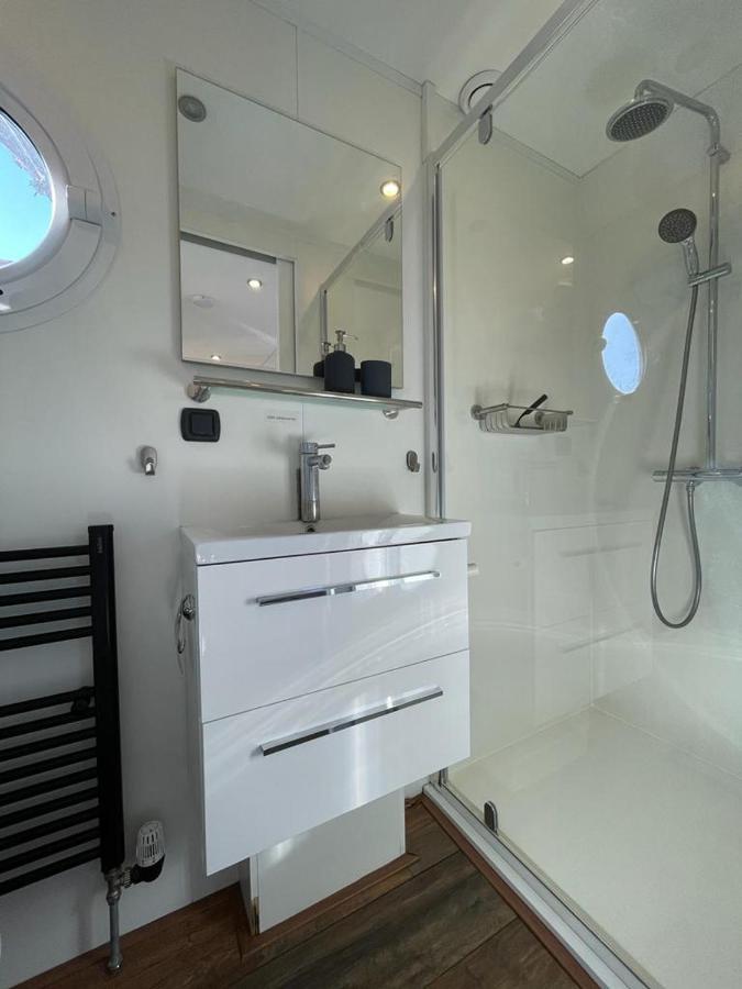 Houseboat Kamperland Hotel Exterior foto